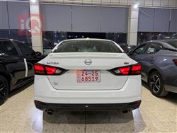 نیسان ئەلتیما